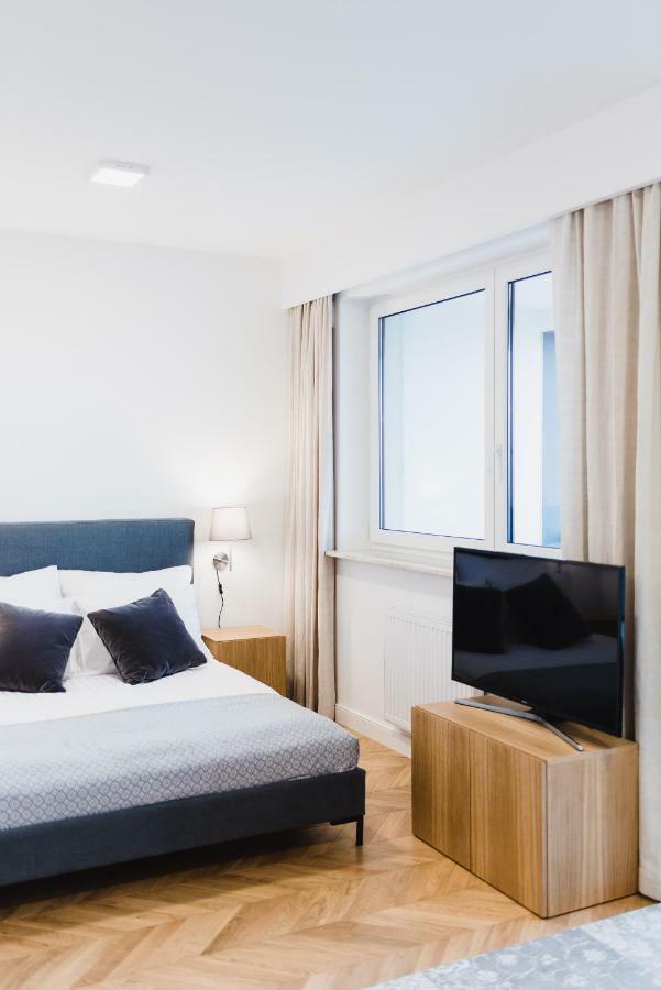 Luxlux Apartments Silver Dove Warsaw Ngoại thất bức ảnh
